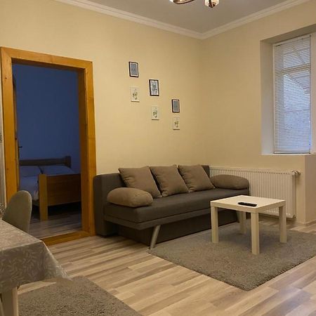 Central House Oradea Luaran gambar